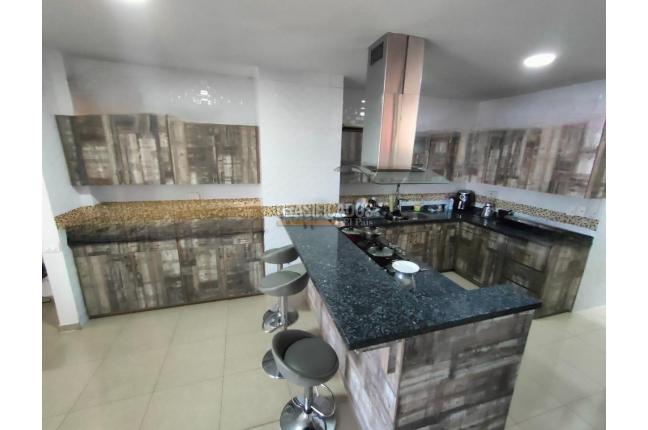 Casas, Venta en Ciudad Jardín
