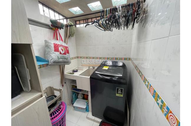 Casas, Venta, Ciudad 2.000 - $285.000.000