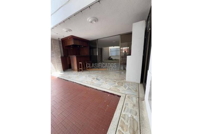 Casas, Venta, Guadalupe - $790.000.000