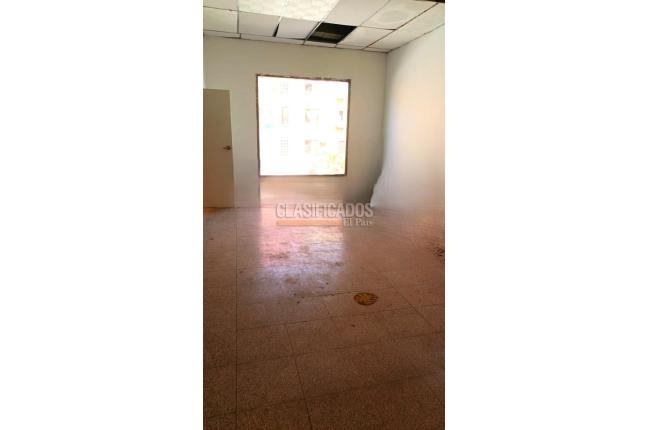Locales y Bodegas, Alquiler, Barranquilla - $1.900.000