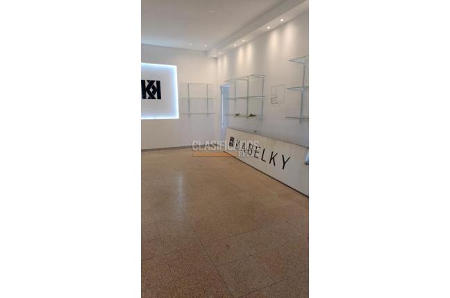 Locales y Bodegas, Alquiler, Barranquilla - $1.900.000