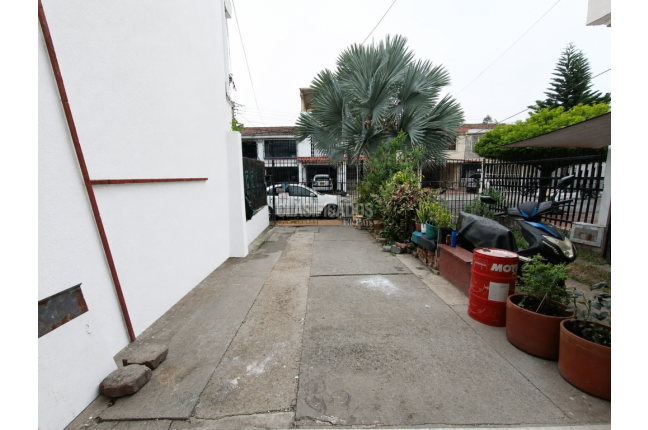 Apartamentos, Alquiler en Urbanización La Merced