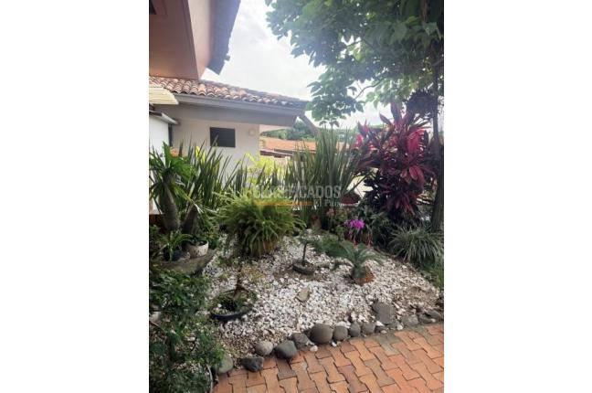 Casas, Venta, Ciudad Jardín - $1.200.000.000