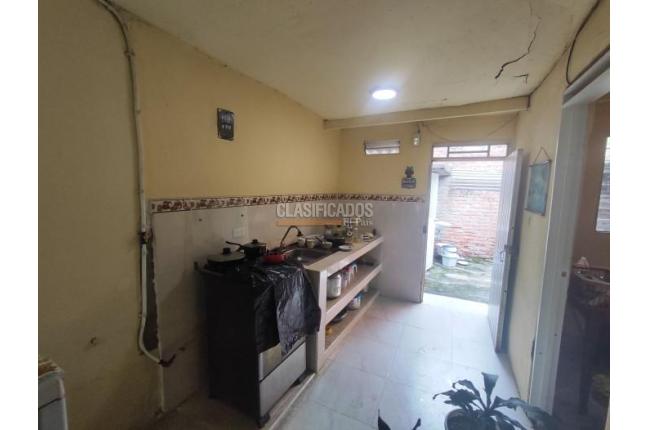 Casas, Venta, Petecuy - $140.000.000