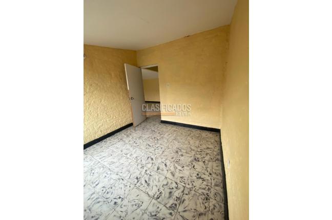 Casas, Alquiler, La Selva - $950.000