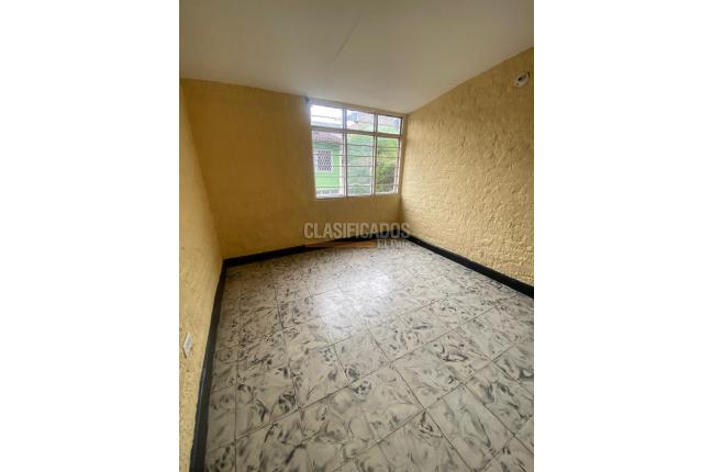 Casas, Alquiler, La Selva - $950.000