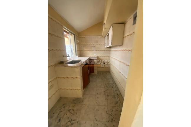 Casas, Alquiler, La Selva - $950.000