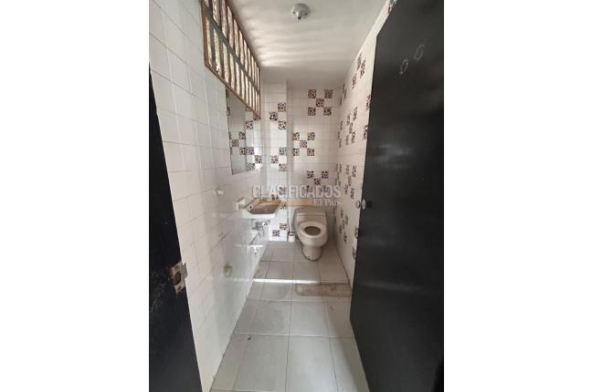 Locales y Bodegas, Alquiler, Barranquilla - $2.100.000