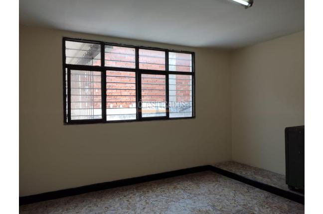 Locales y Bodegas, Alquiler, Manzanares - $4.600.000