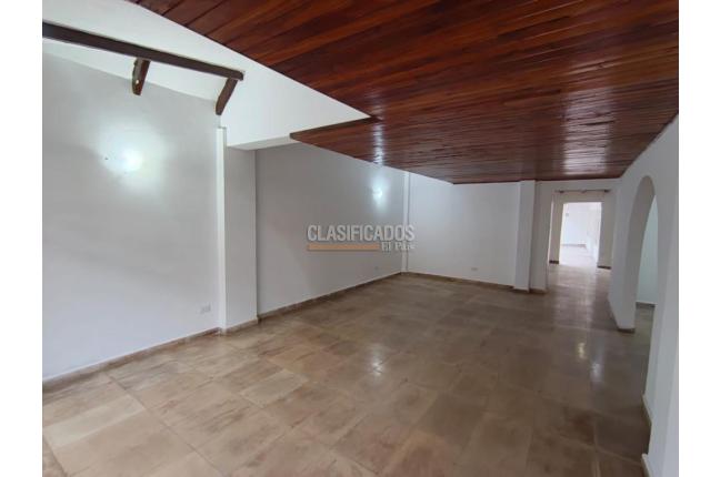 Casas, Venta, Primero de Mayo - $650.000.000