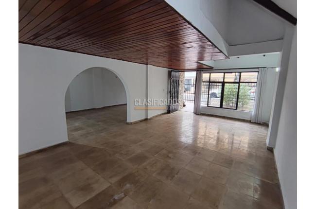 Casas, Venta, Primero de Mayo - $650.000.000