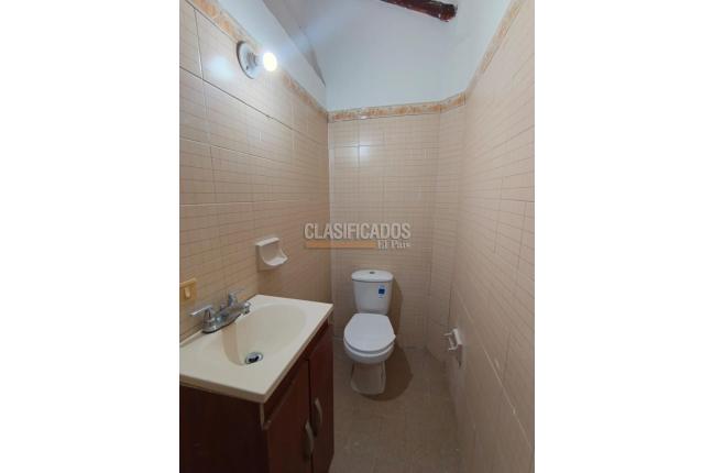 Casas, Venta, Primero de Mayo - $650.000.000