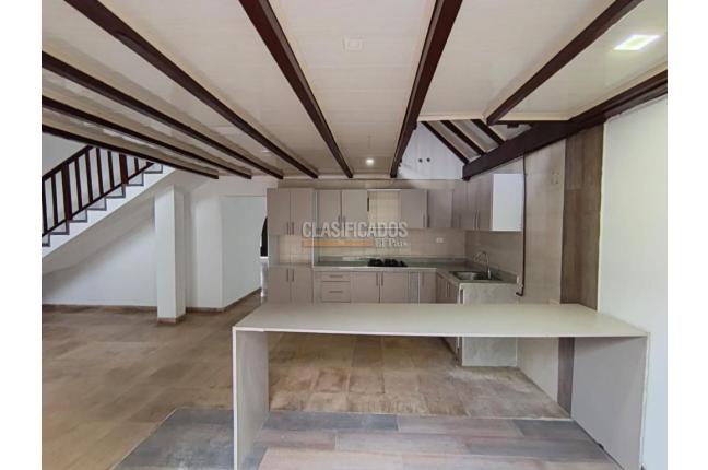 Casas, Venta, Primero de Mayo - $650.000.000