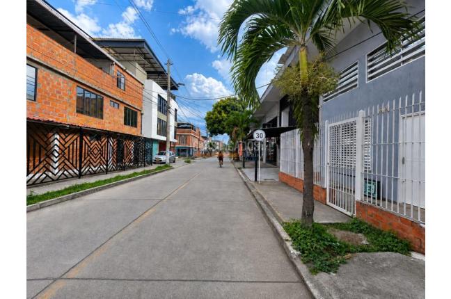 Locales y Bodegas, Alquiler, Palmira - $1.100.000
