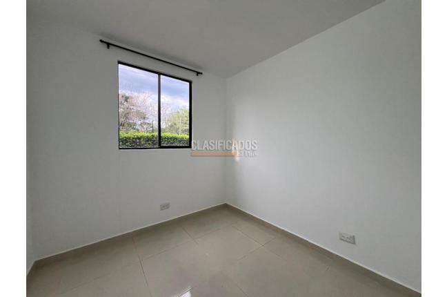 Apartamentos, Alquiler, Ciudad Pacifica - $1.800.000