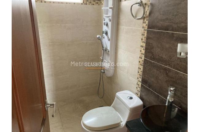 Apartamentos, Venta, Ciudad Capri - $450.000.000