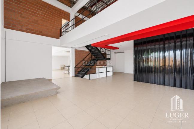 Locales y Bodegas, Venta, Yumbo - $2.400.000.000