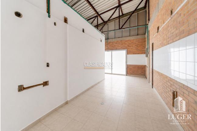 Locales y Bodegas, Venta, Yumbo - $2.400.000.000