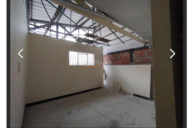 Locales y Bodegas, Venta, Alameda - $950.000.000