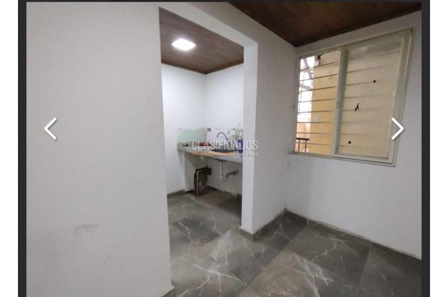 Locales y Bodegas, Venta, Alameda - $950.000.000