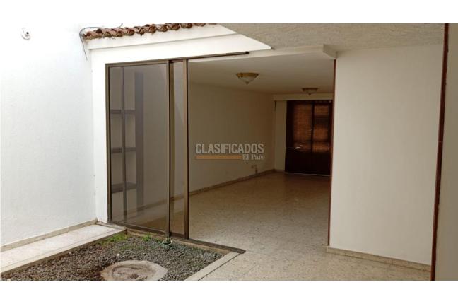 Casas, Alquiler, La Merced - $2.200.000
