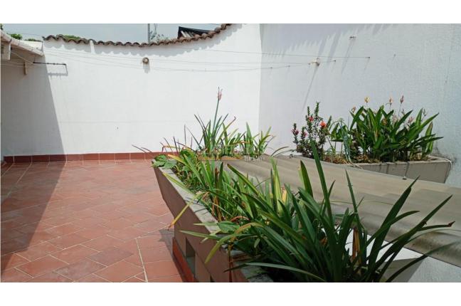 Casas, Alquiler, La Merced - $2.200.000