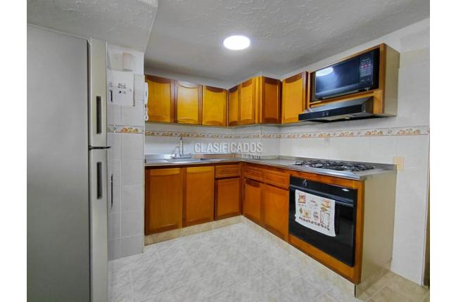 Apartamentos, Venta, Centenario - $450.000.000