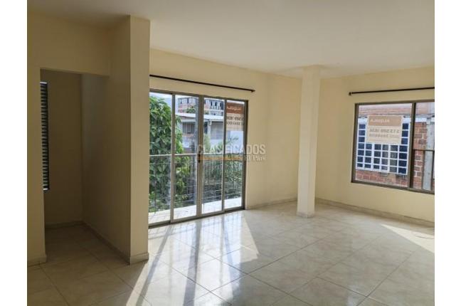 Apartaestudios, Alquiler, Las Delicias - $700.000