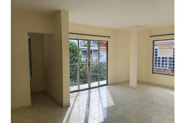 Apartaestudios, Alquiler, Las Delicias - $700.000