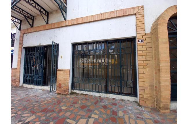 Locales y Bodegas, Alquiler, Granada - $3.250.000