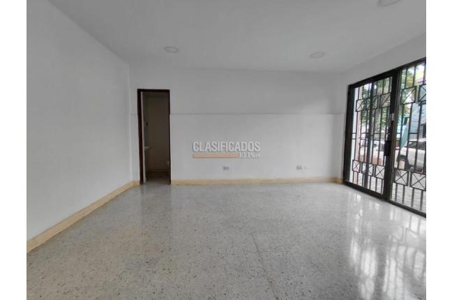 Locales y Bodegas, Alquiler, Granada - $3.250.000