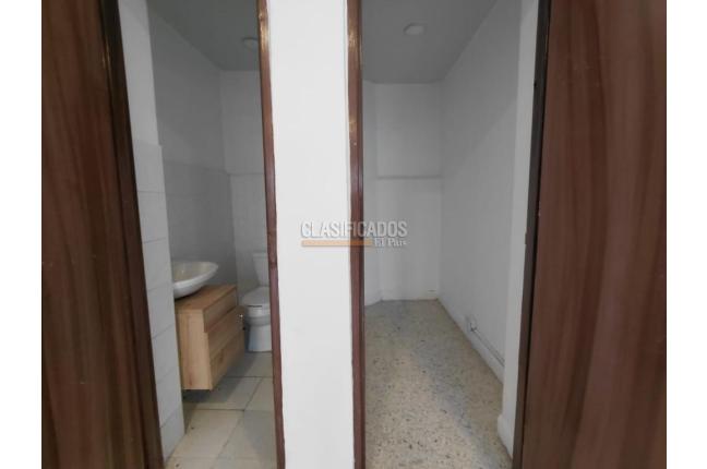 Locales y Bodegas, Alquiler, Granada - $3.250.000