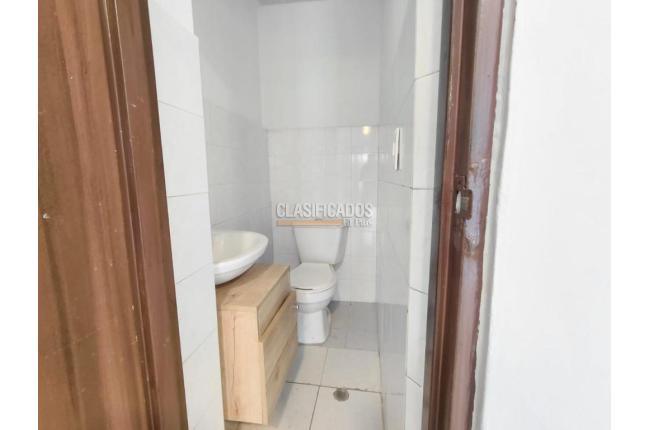 Locales y Bodegas, Alquiler, Granada - $3.250.000