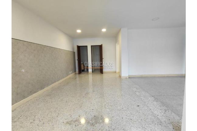 Locales y Bodegas, Alquiler, Granada - $3.250.000
