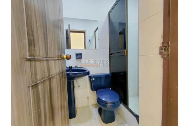 Locales y Bodegas, Alquiler, Granada - $3.250.000