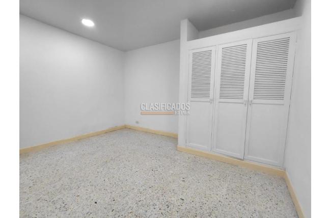 Locales y Bodegas, Alquiler, Granada - $3.250.000
