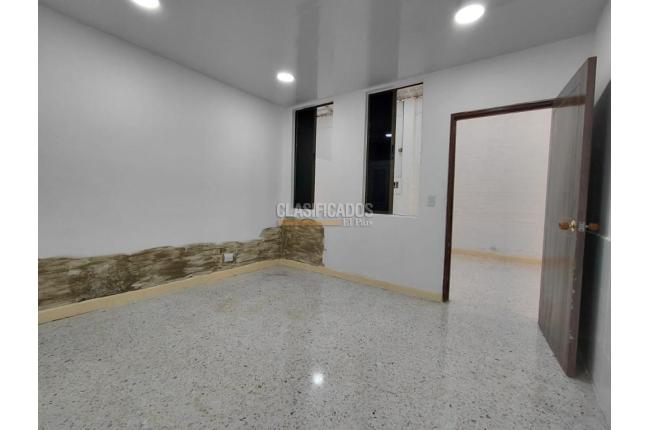 Locales y Bodegas, Alquiler, Granada - $3.250.000