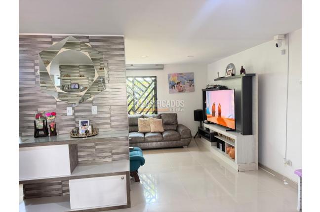 Casas, Venta, La Hacienda