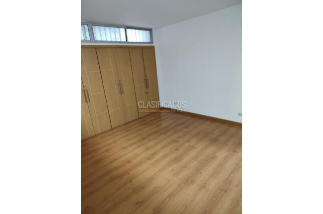 Apartaestudios, Alquiler en El Peñón