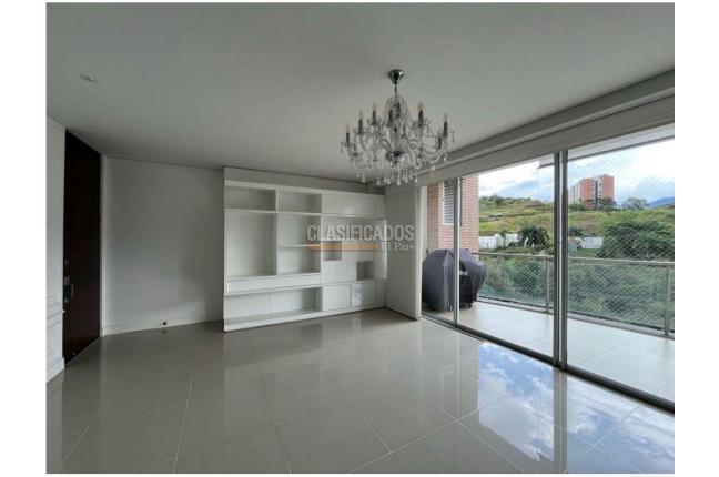 Apartamentos, Venta, Aguacatal - $1.400.000.000