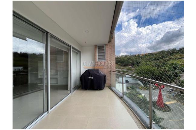 Apartamentos, Venta, Aguacatal - $1.400.000.000