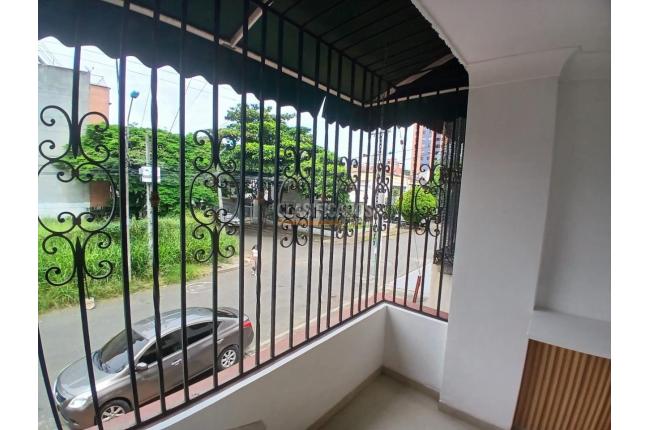 Apartamentos, Alquiler, Ciudad Jardín - $3.500.000