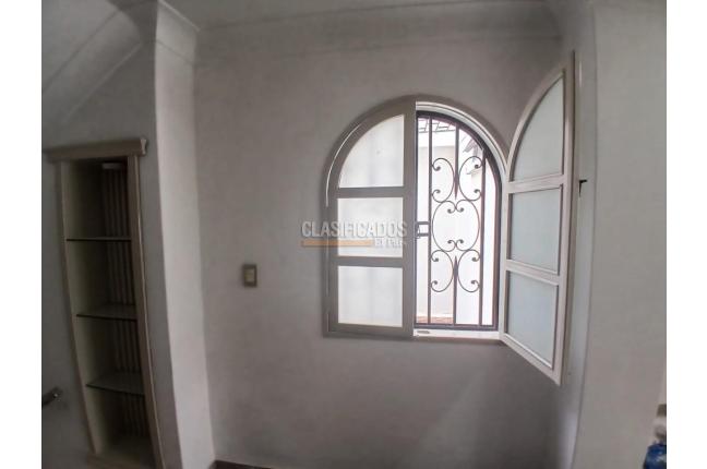 Apartamentos, Alquiler, Ciudad Jardín - $3.500.000