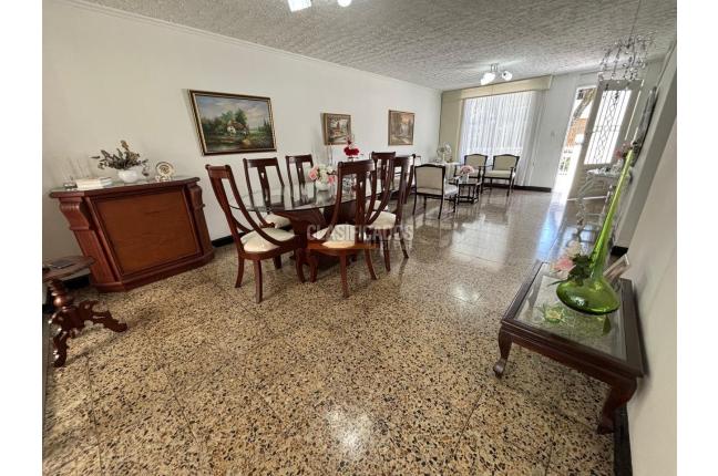 Casas, Alquiler en El Limonar
