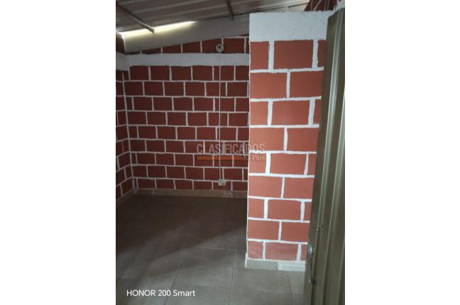 Apartamentos, Alquiler, Ciudad Modelo - $700.000