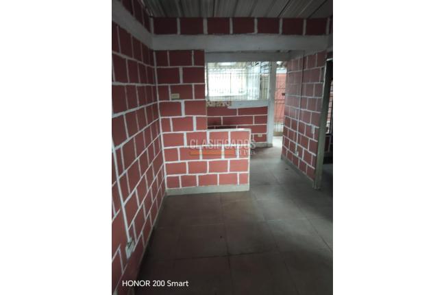 Apartamentos, Alquiler, Ciudad Modelo - $700.000