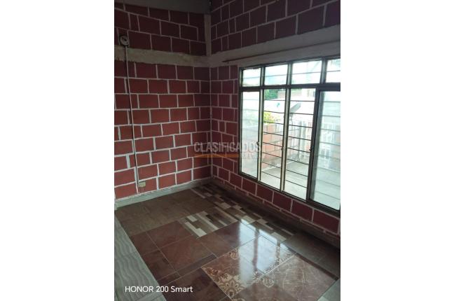 Apartamentos, Alquiler, Ciudad Modelo - $700.000