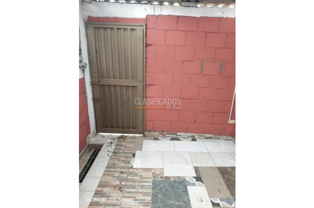 Apartamentos, Alquiler, Ciudad Modelo - $700.000