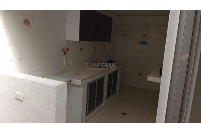 Casas, Alquiler, Capri - $2.200.000
