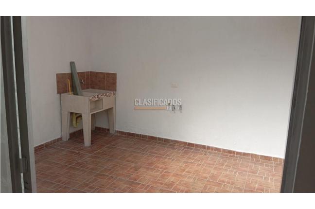 Casas, Alquiler, Capri - $2.200.000